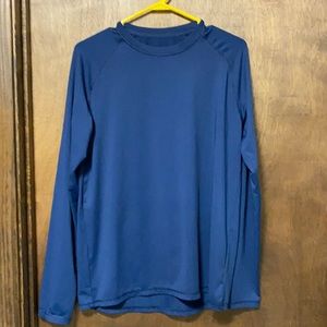 M George long sleeved tee